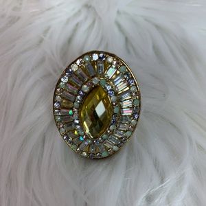 Yellow jeweled elastic fashion ring